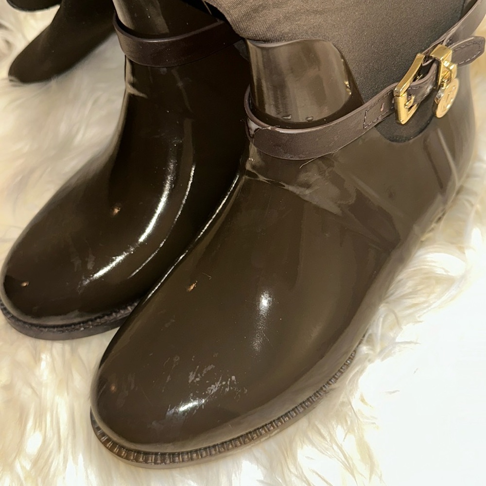 Michael Kors brown boots